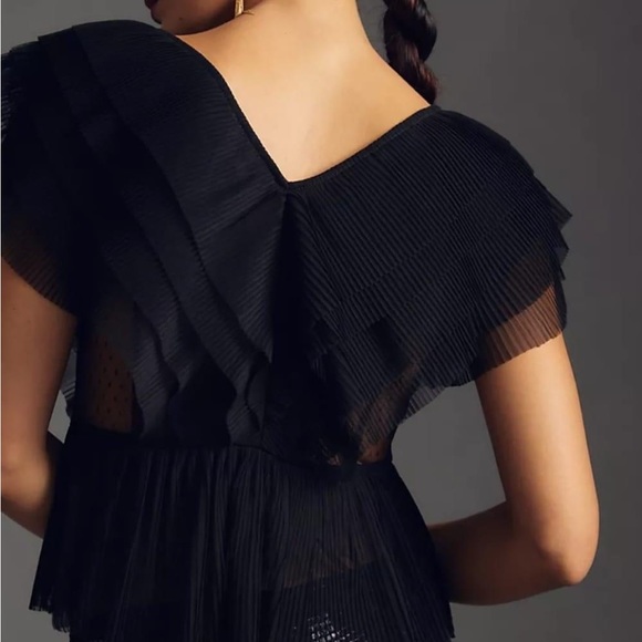 Forever That Girl Ruffled Button Front Blouse. - Picture 2 of 4